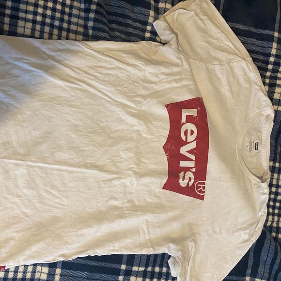 Levi's Other - Levis T-Shirt